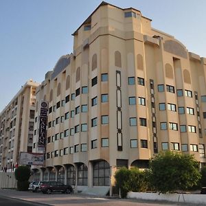 Bahrain Carlton Hotel Μανάμα Exterior photo