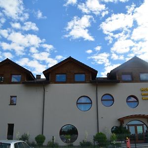 Hotel Tenis Chrząstowice Exterior photo