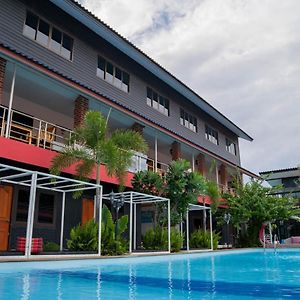 P.U. Inn Resort Αγιουτάγια Exterior photo