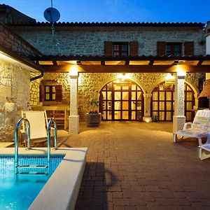 Cosy Holiday Home In Vrsar With Private Pool Marasi Exterior photo
