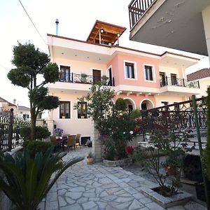 In The Castle - House Διαμέρισμα Ιωάννινα Exterior photo