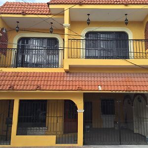 Apartamento Colonial Campeche Διαμέρισμα Exterior photo