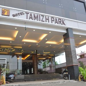 Hotel Tamizh Park Ποντισερί Exterior photo