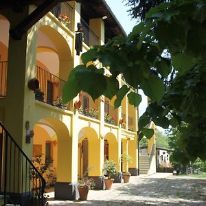 Equin'Ozio Ξενοδοχείο Castellamonte Exterior photo