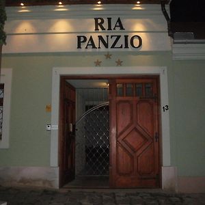 Ria Panzio Bed and Breakfast Έστεργκομ Exterior photo