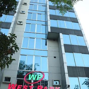 West Park Inn Ντάκα Exterior photo