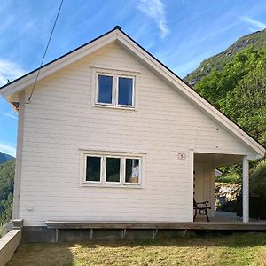 Indreli Feriehus Βίλα Flåm Exterior photo