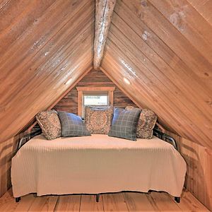 Montana Retreat Original Hamilton Log Cabin! Βίλα Exterior photo