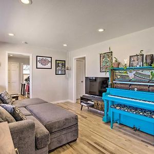 Centrally Located Arts District Hideout With Patio! Aurora Exterior photo