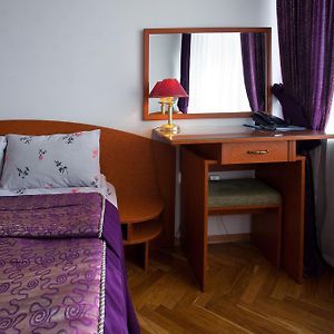 Hetman Hotel Λβιβ Room photo
