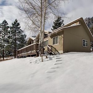 The Cabins At Filoha Meadows Βίλα Redstone Exterior photo
