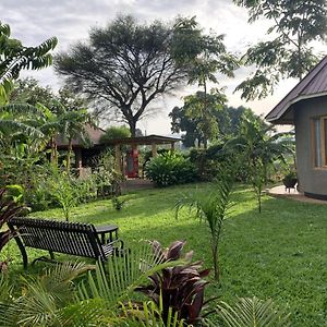 Tulivu Kilimanjaro Retreat Ξενοδοχείο Msaranga Exterior photo