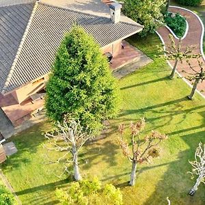 Casa Con Piscina Y Gran Jardin Βίλα Collfred Exterior photo