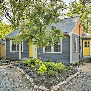 Renovated Carrboro House With Deck And Fire Pit! Βίλα Exterior photo