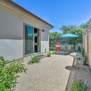 Twin Palms Romantic Retreat Yard And Grill! Simi Valley Exterior photo