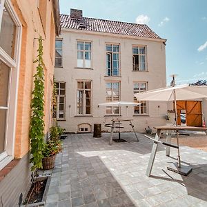 Skindles Guesthouse Poperinge Exterior photo