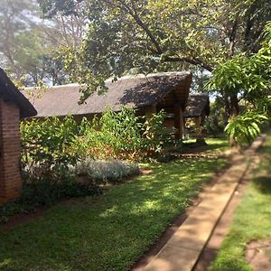 Barefoot Lodge And Safaris - Malawi Λιλόνγκουε Exterior photo