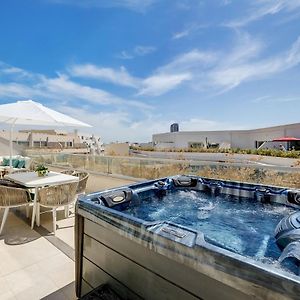 Super Luxury Penthouse With Hot Tub And Pool Διαμέρισμα Tal-Franciz Exterior photo