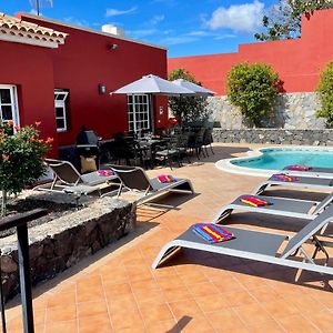 Villa Consuelo - Quiet Location Close To Resorts Buzanada Exterior photo