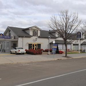 Townhouse Motel Cowra Exterior photo