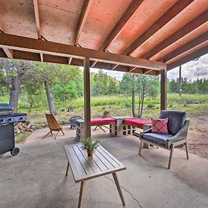 Peaceful Strawberry Cabin Fire Pit And Hot Tub Βίλα Pine Exterior photo
