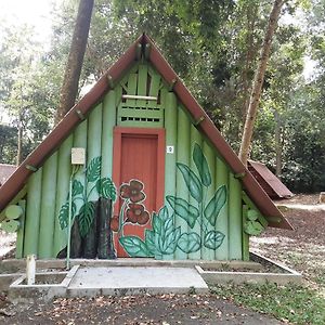 Spot On 90536 Bens Maju Foreststay Ayer Keroh Exterior photo