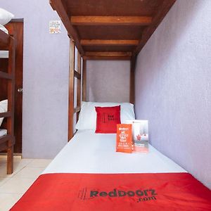 Reddoorz Plus @ Lumberio'S Travel Inn And Resort Mauban Exterior photo