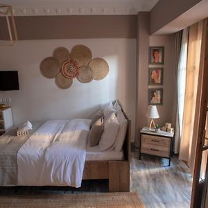 Cozy Studio In Trikala Center With Private Parking! Διαμέρισμα Exterior photo