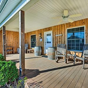 Breathtaking Elkin Getaway With Vineyard Views! Βίλα Exterior photo