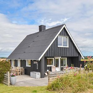 Stunning Home In Ebeltoft With 2 Bedrooms And Wifi Exterior photo