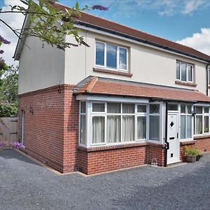 Grange Croft Βίλα Ben Rhydding Exterior photo