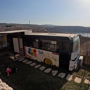 The Bus Διαμέρισμα Majdal Shams Exterior photo
