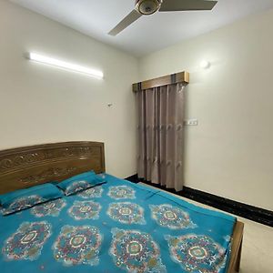 3 Beds Flat In Chittagong Διαμέρισμα Exterior photo