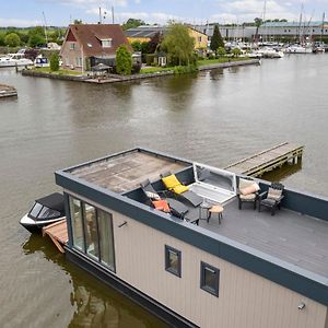 Holiday Home Harboursuite 2 Incl- Motorboot By Interhome Woudsend Exterior photo