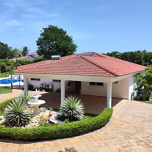 Luxury 4-Bedroom Villa With Heated Pool In Residencial Casa Linda Sosúa Exterior photo