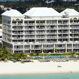 The Beachcomber - Two Bedroom Oceanfront Condos By Grand Cayman Villas & Condos West Bay Exterior photo