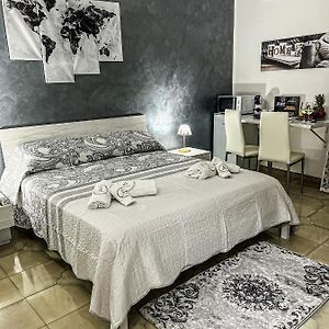 Room In Sicily Partinico Exterior photo