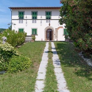 Villa Castel Del Monte Πέσια Exterior photo