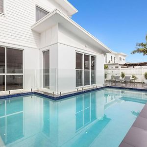 Sunrise Mansion With Pool Βίλα Kingscliff Exterior photo