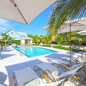 Sea Orchard Retreat By Grand Cayman Villas & Condos West Bay Exterior photo