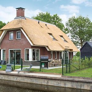 Beautiful Villa With Enclosed Garden, In A Holiday Park In Friesland Idskenhuizen Exterior photo