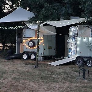 Glamping In Style, Prospector Tent Κρόουλι Exterior photo