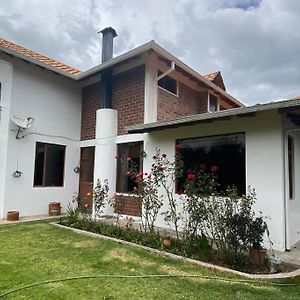 Casa De Campo Guano Ecuador Βίλα Ριομπάμπα Exterior photo