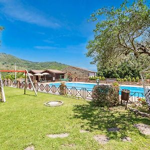 Local Stone Cottage With Shared Pool - Happy Rentals Casal Velino Exterior photo