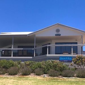 House Of The Young - Emu Bay Exterior photo