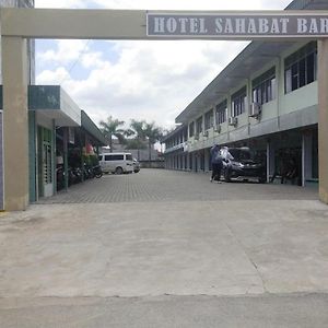 Hotel Sahabat Baru Singkawang Exterior photo