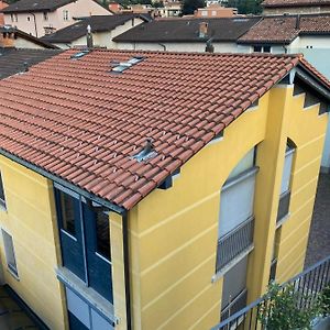 Yellow House Guest House Mendrisio Exterior photo