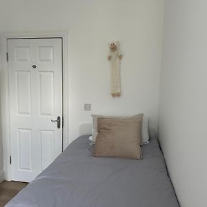 Cork City En-Suite Single Room Exterior photo
