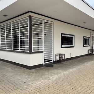 R&R Misalasistraat Apartments Παραμαρίμπο Exterior photo
