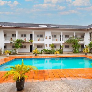 Luxurious Estate Διαμέρισμα Sekondi-Takoradi Exterior photo